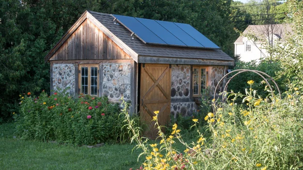 shed with panels on top